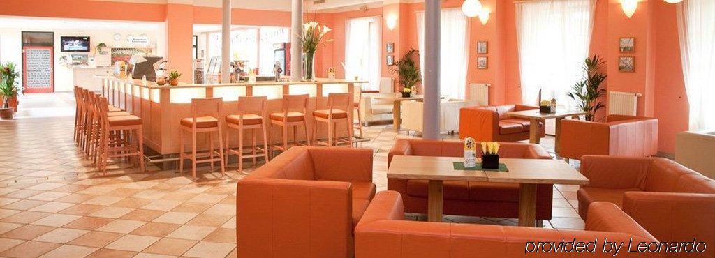 Jufa Hotel Fuerstenfeld Restoran fotoğraf