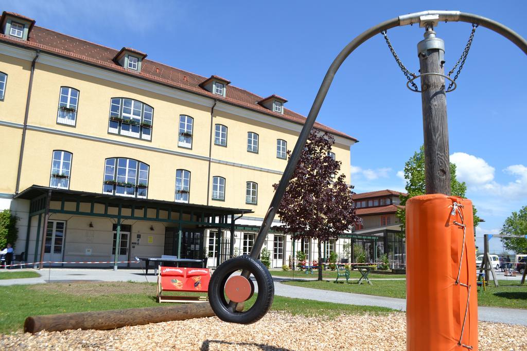 Jufa Hotel Fuerstenfeld Dış mekan fotoğraf