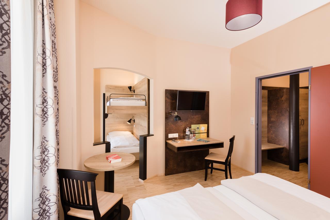 Jufa Hotel Fuerstenfeld Dış mekan fotoğraf