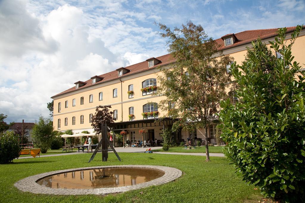 Jufa Hotel Fuerstenfeld Dış mekan fotoğraf